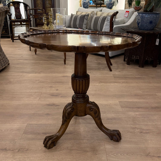 Pie Crust Tilt‑Top Table
