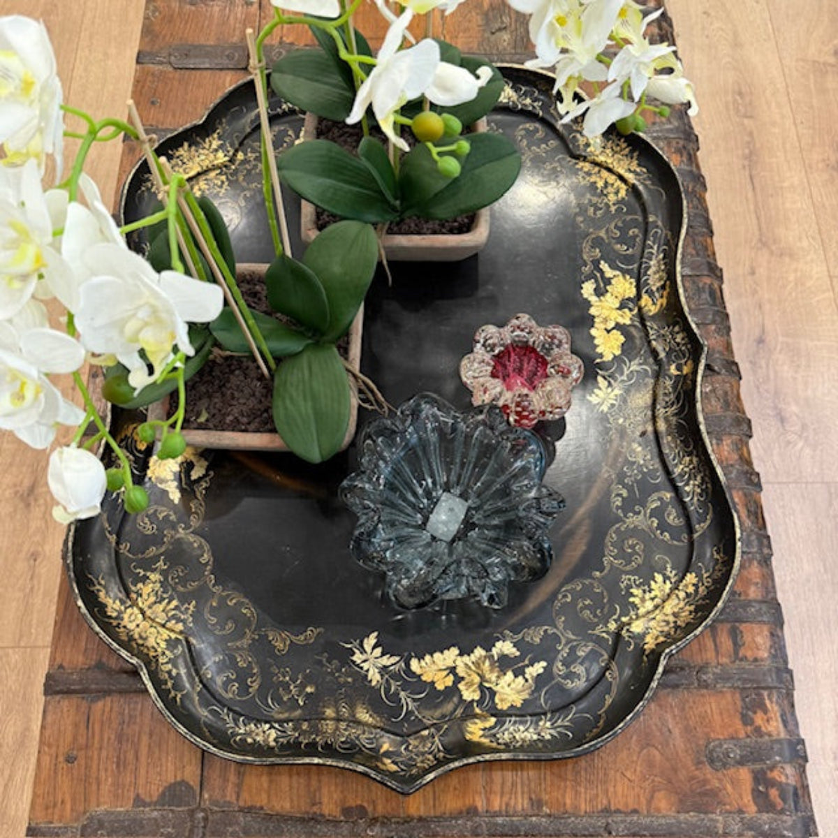Hand-Painted Lacquered Papier-Mâché Tray