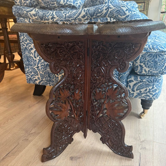 Anglo-Indian 'Peg Table'