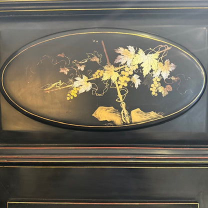 Antique Black & Gold Chinoiserie Screen