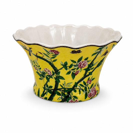 Imperial Garden Scallop Top Planter